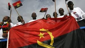 revelando_as_complexidades_politicas_em_angola_2824